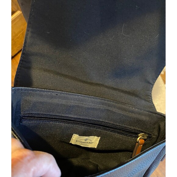 St. John's Bay Black Crossbody Bag with Sleek Design - Picture 6 of 11